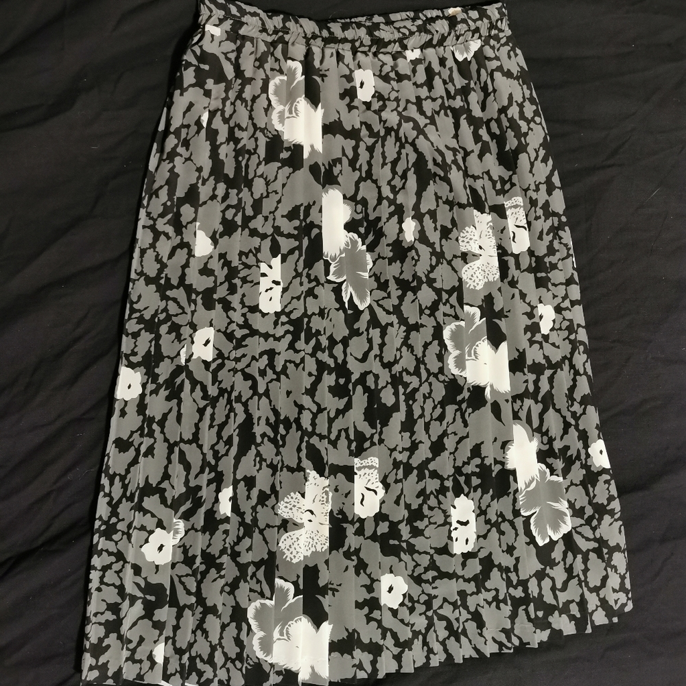 Vintage Andrea Gayle pleated Maxi skirt